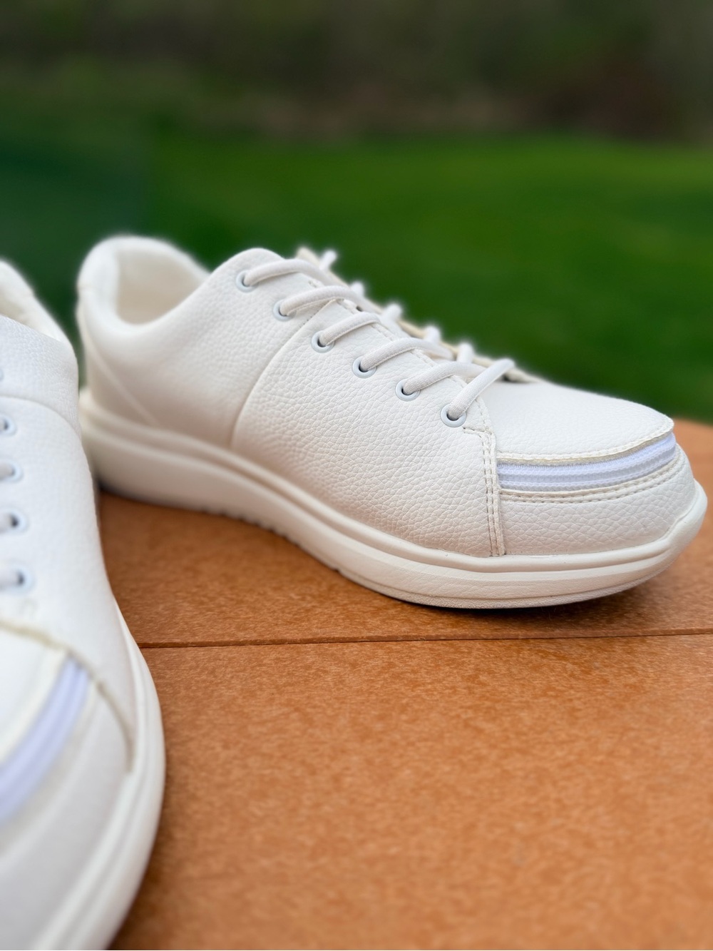 Billy Casual White Low-Top Leather Sneakers - Picture 6 of 13